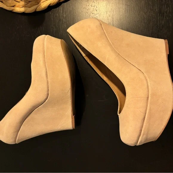 Steve Madden Pammyy Blush Suede Platform Wedges - Picture 12 of 14